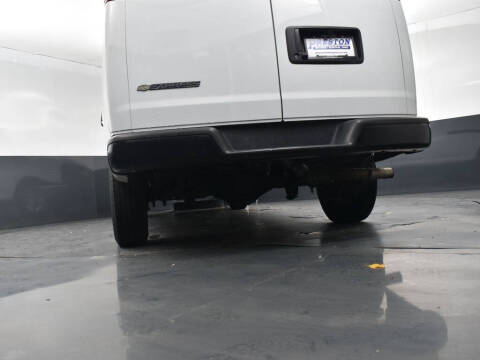 2023 Chevrolet Express 2500