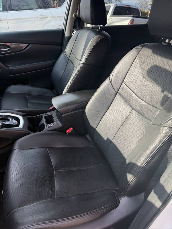 2016 Nissan Rogue SL