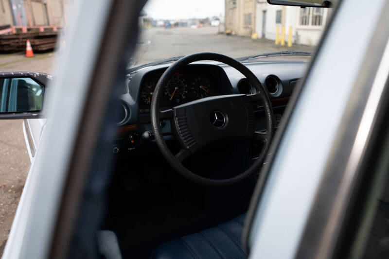 1978 Mercedes-Benz 240-Class