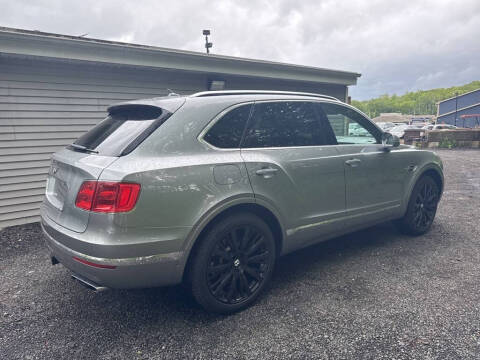 2018 Bentley Bentayga W12 Signature Edition