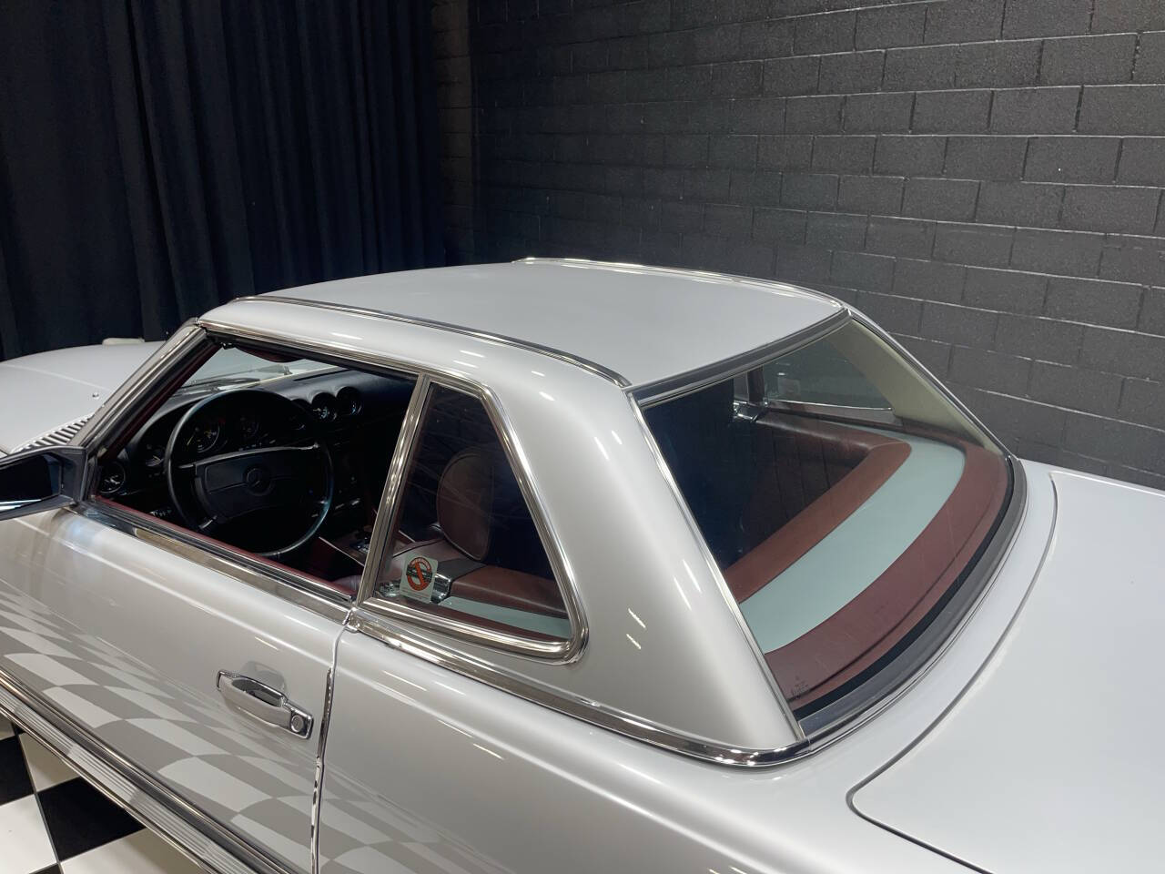 1988 Mercedes-Benz 560-Class 86