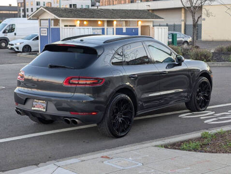 2018 Porsche Macan S