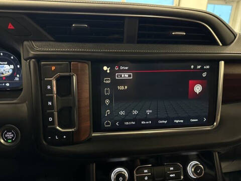 2024 GMC Yukon XL Denali Ultimate