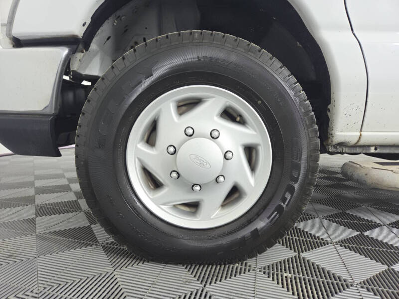 2013 Ford E-Series E-250