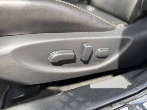 2017 Nissan Maxima