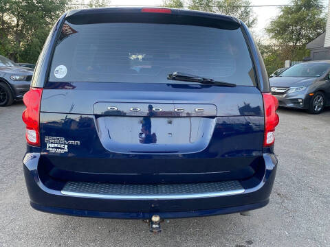 2014 Dodge Grand Caravan SE