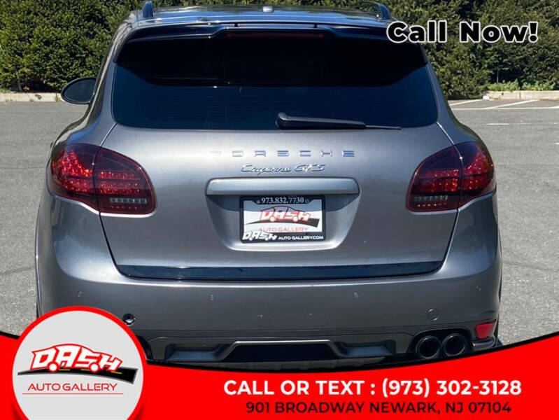 2013 Porsche Cayenne GTS