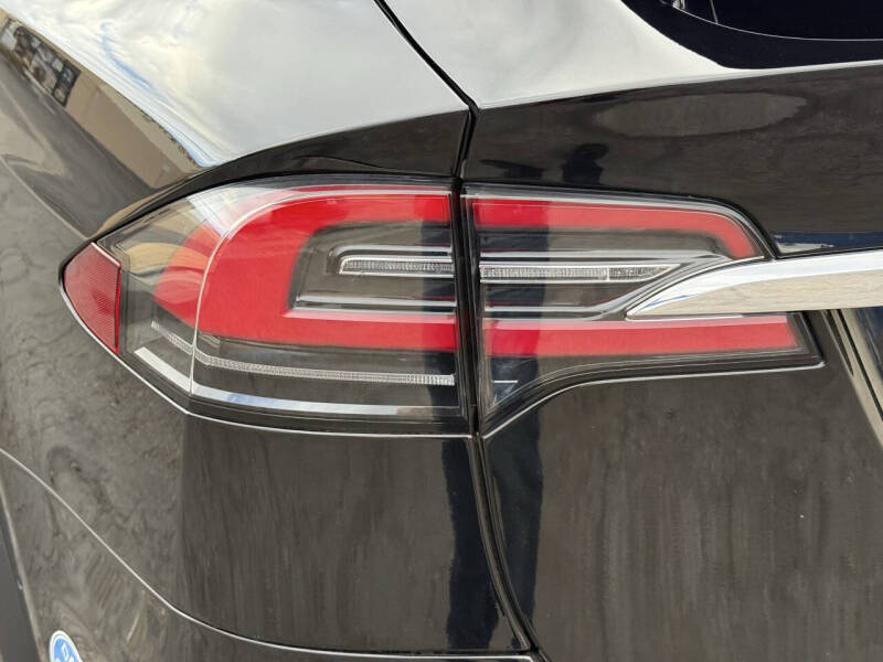 2021 Tesla Model X Long Range Plus