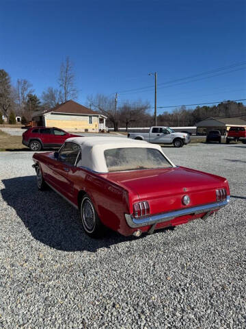1966 Ford Mustang convertible V8