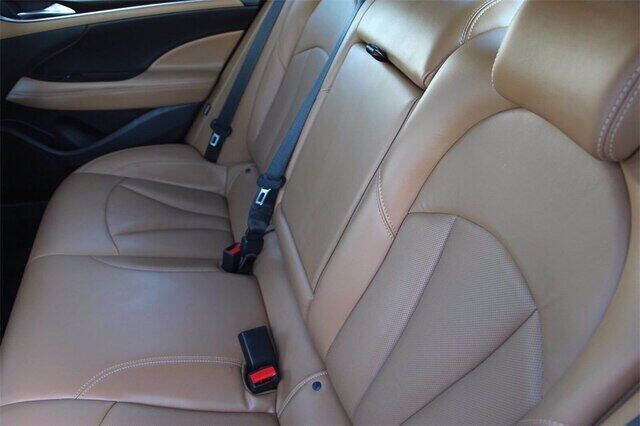 2017 Buick LaCrosse Essence