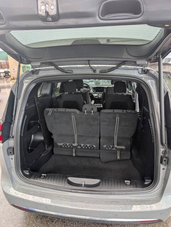 2022 Chrysler Pacifica Touring