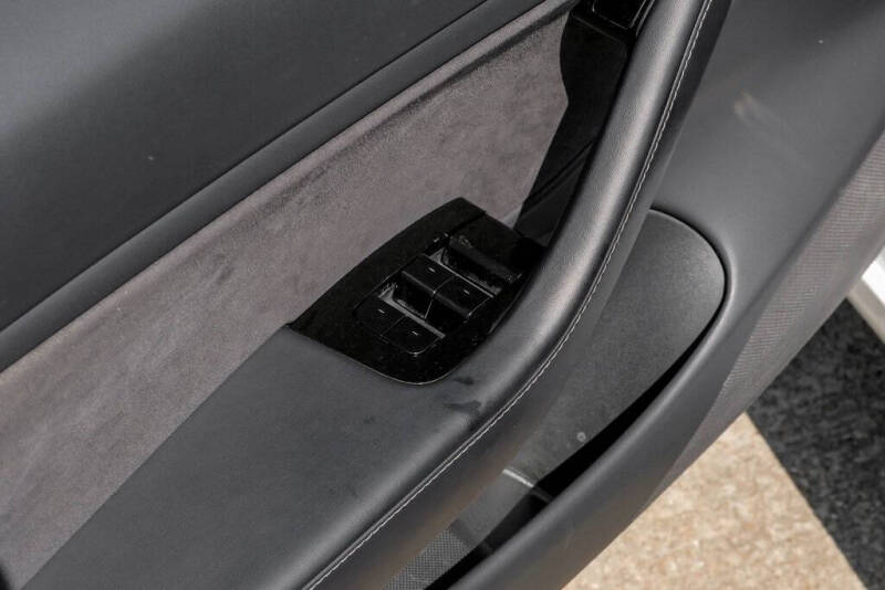 2018 Tesla Model 3 Performance