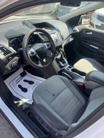 2015 Ford Escape SE