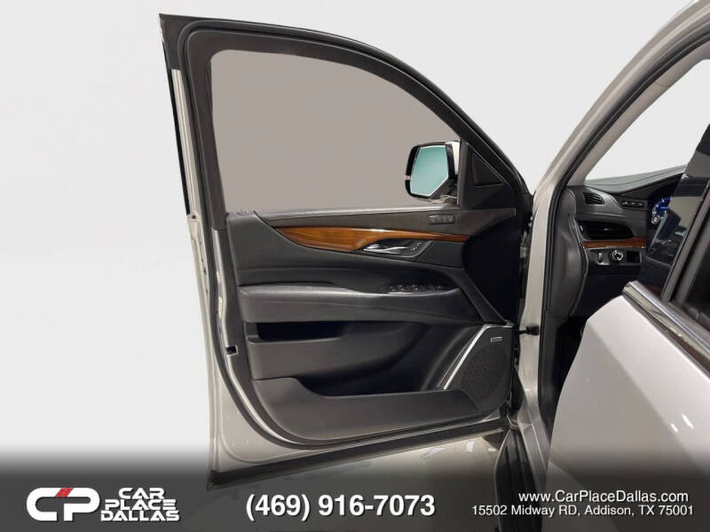 2020 Cadillac Escalade ESV Luxury