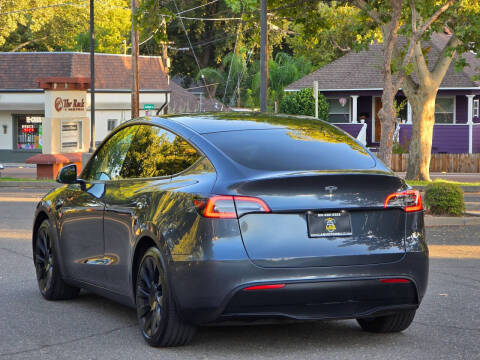 2020 Tesla Model Y Long Range