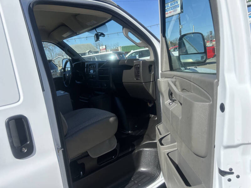 2022 Chevrolet Express 2500