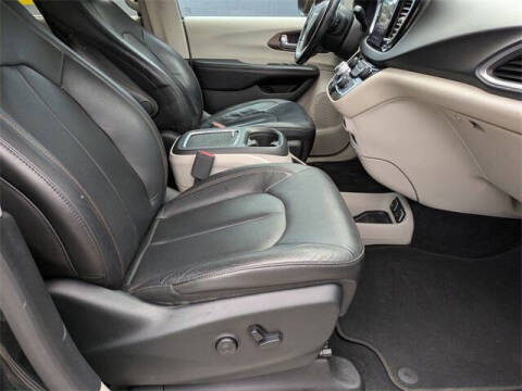 2019 Chrysler Pacifica Touring L Plus
