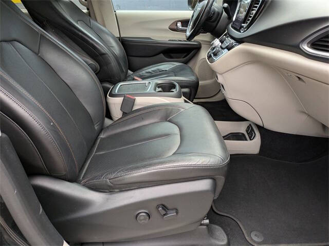2019 Chrysler Pacifica Touring L Plus