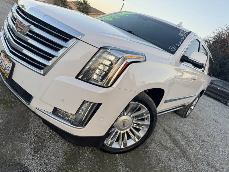 2017 Cadillac Escalade ESV Platinum