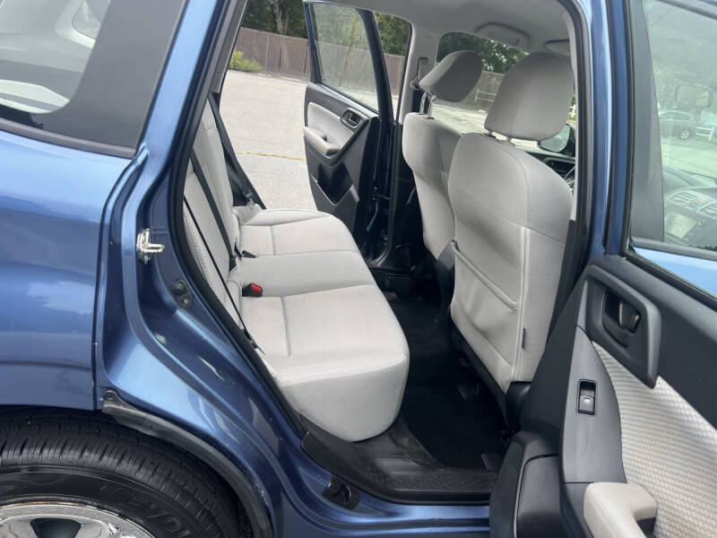 2017 Subaru Forester 2.5i