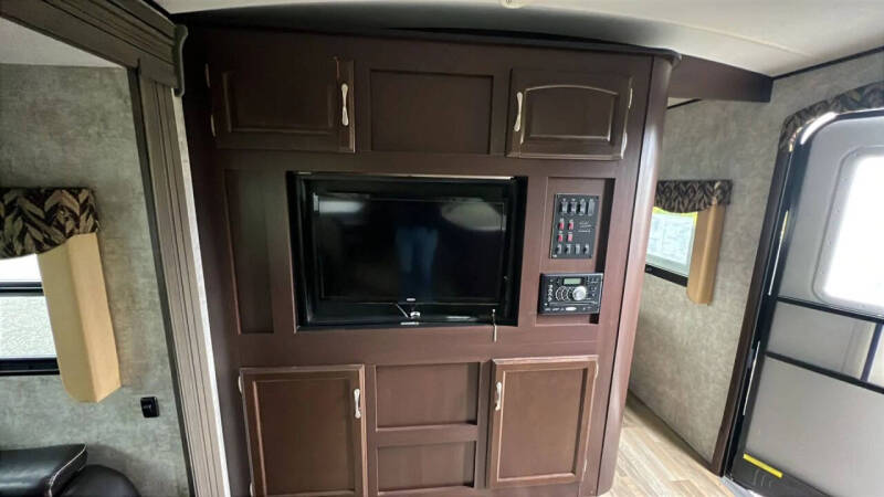 2016 Winnebago Ultralite