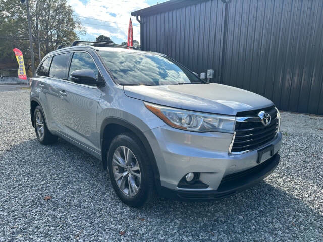 2015 Toyota Highlander for sale at Crusim Auto Sales in Thomasville, NC