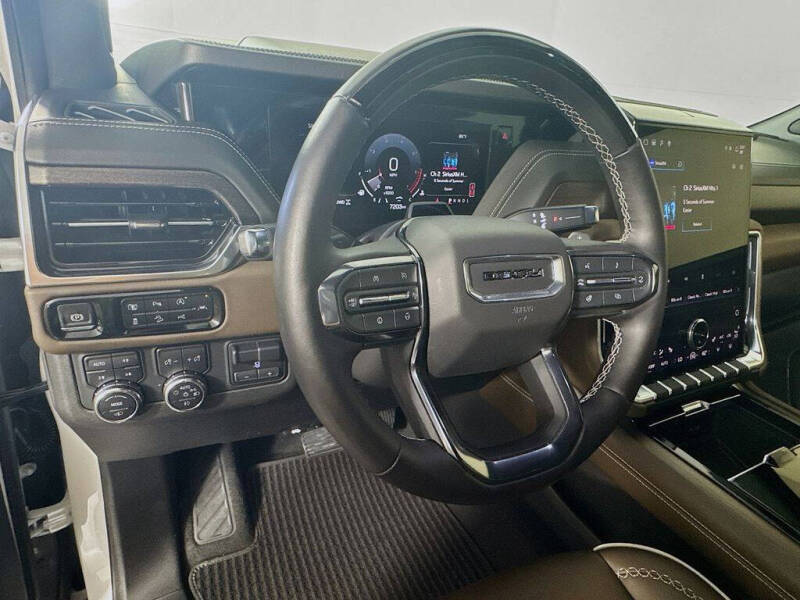 2025 GMC Yukon Denali Ultimate