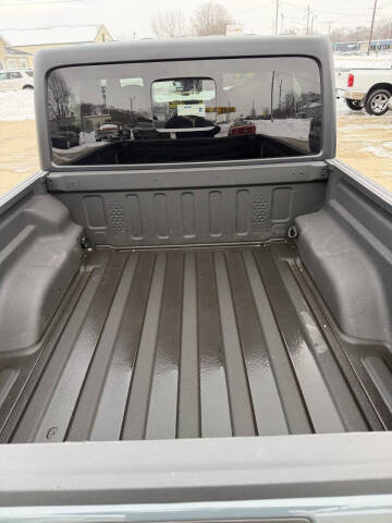 2024 Jeep Gladiator Sport S