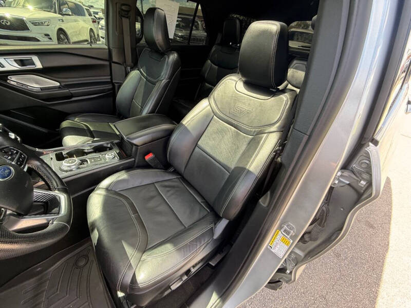 2020 Ford Explorer ST