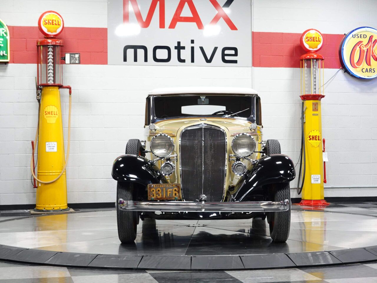 1933 Chevrolet Master Deluxe 9