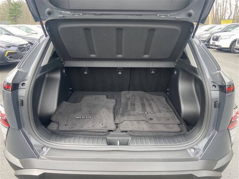 2024 Hyundai Kona SEL