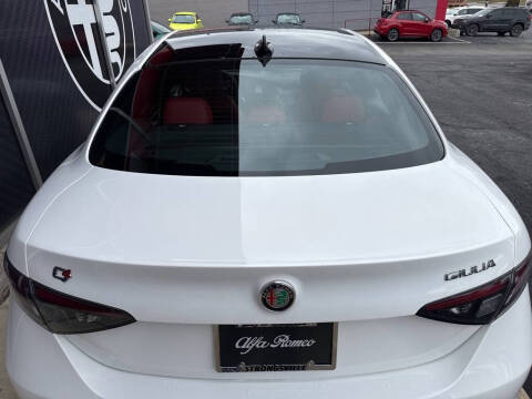 2025 Alfa Romeo Giulia
