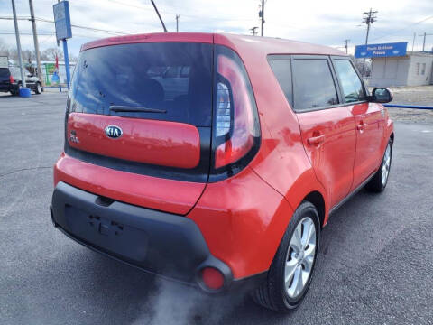 2015 Kia Soul +