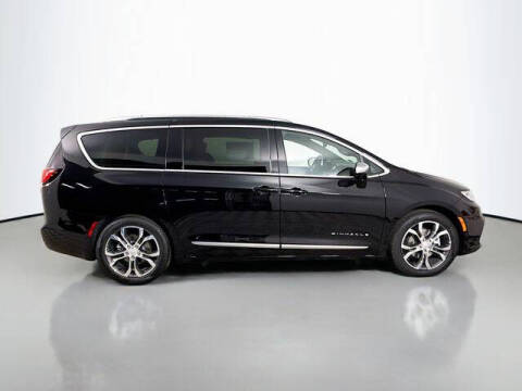 2026 Chrysler Pacifica Pinnacle