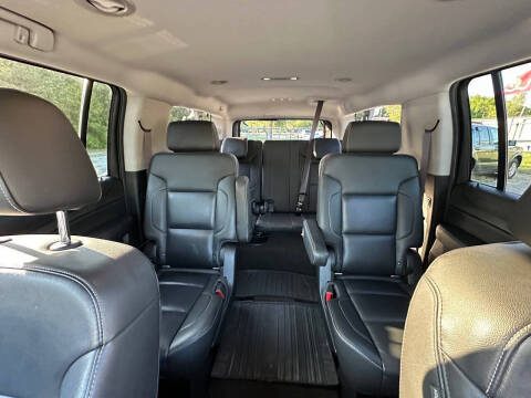2017 Chevrolet Suburban LT