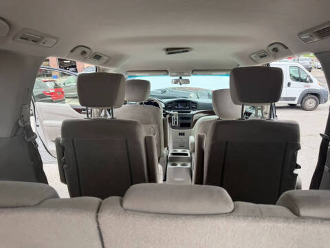2015 Nissan Quest