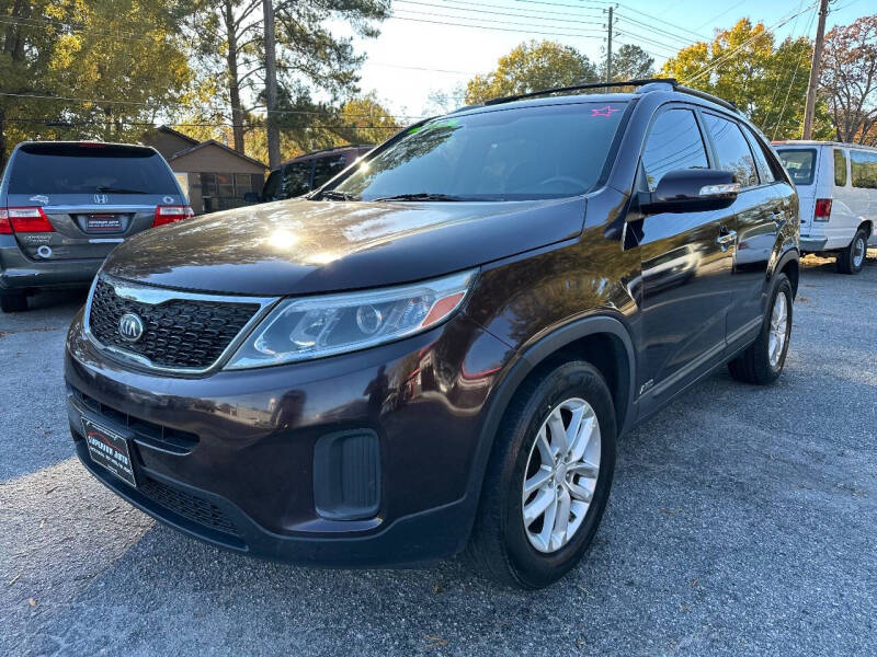 2014 Kia Sorento LX's photo