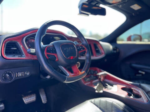 2015 Dodge Challenger SRT Hellcat