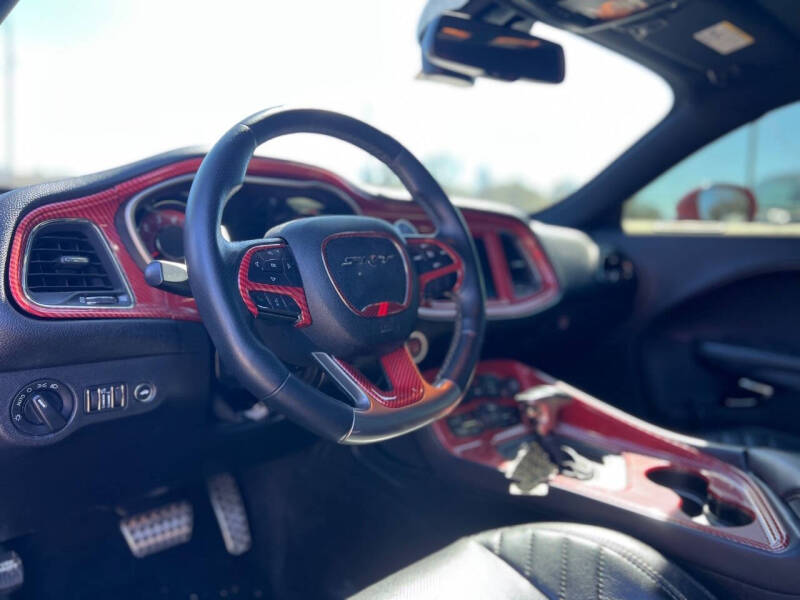 2015 Dodge Challenger SRT Hellcat