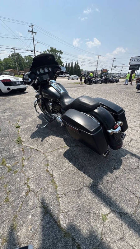2017 Harley-Davidson Street Glide Special