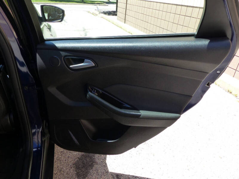 2017 Ford Focus Titanium