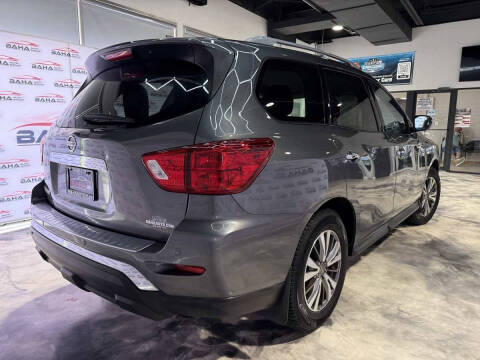 2020 Nissan Pathfinder S