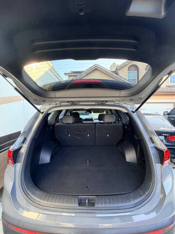 2021 Hyundai Santa Fe SE