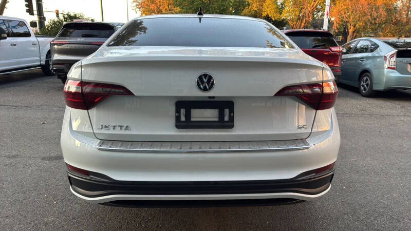 2023 Volkswagen Jetta SE