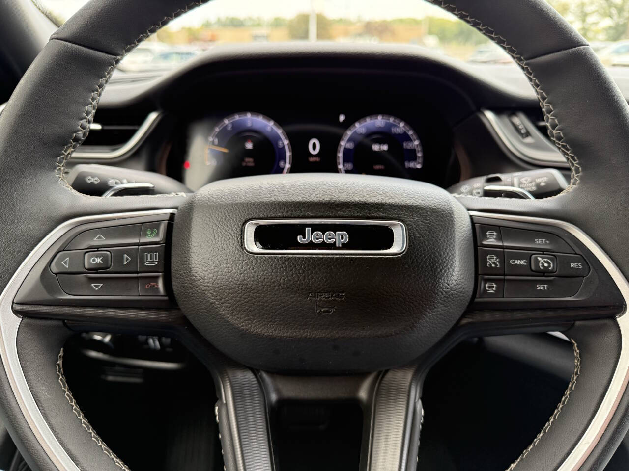 2024 Jeep Grand Cherokee Altitude photo 19