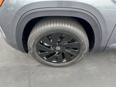 2024 Volkswagen Atlas SE