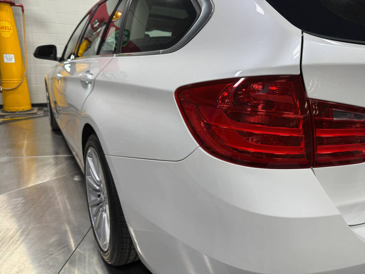 2014 BMW 3 Series 106