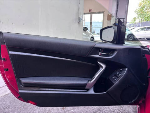 2013 Scion FR-S