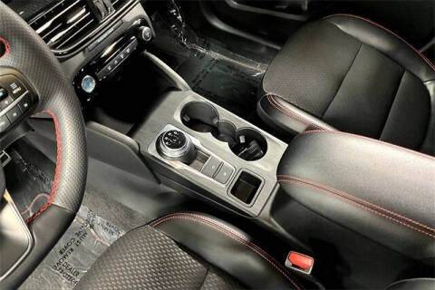 2023 Ford Escape ST-Line Select