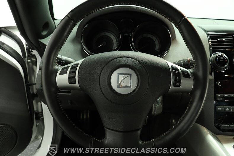 2009 Saturn SKY Red Line